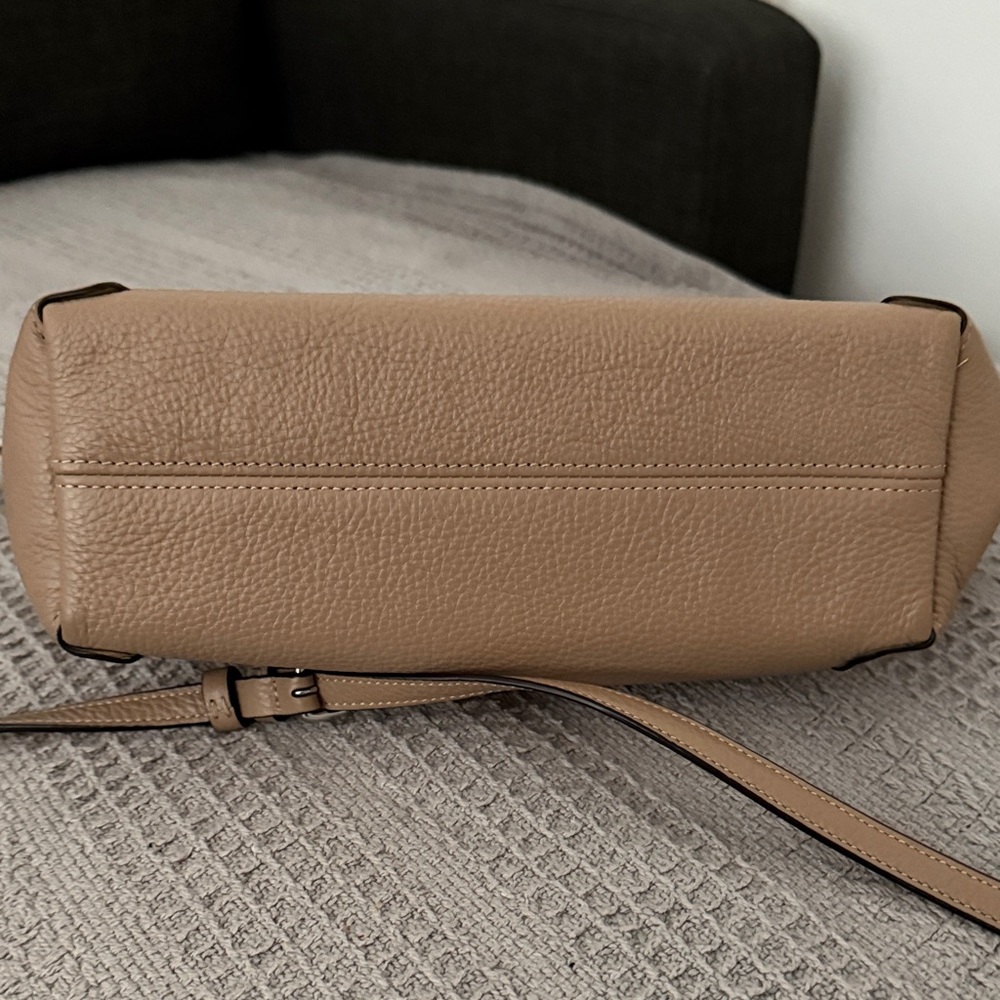 Coach Brown Leather Shoulder Bag - Picture 4 of 4